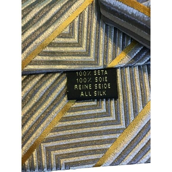 5/$10 Zarrano Silk Geometric Men's Tie Gray Orange - Picture 5 of 5